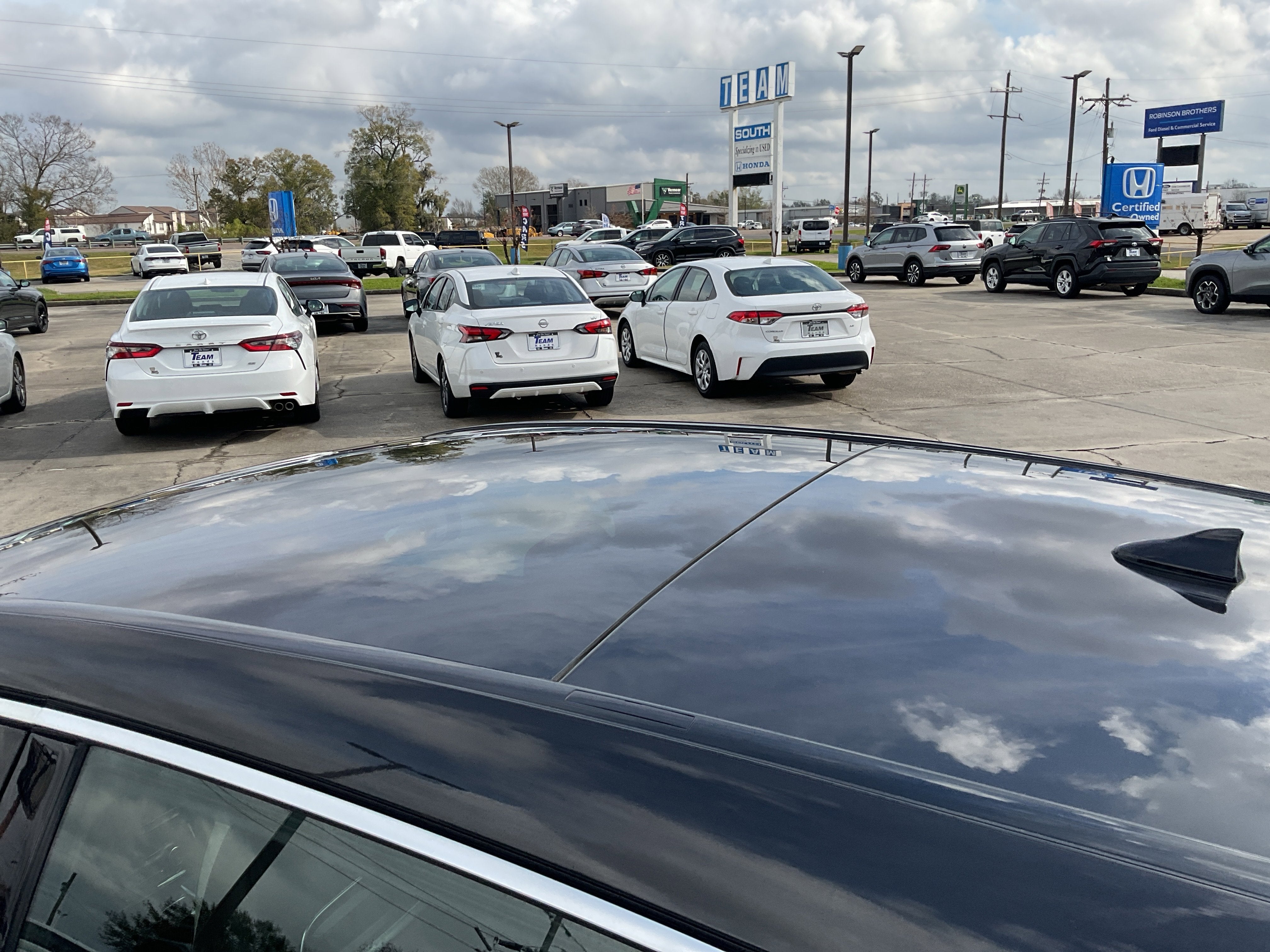 2019 INFINITI QX30 SPORT