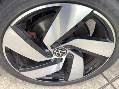 2024 Volkswagen Golf GTI S