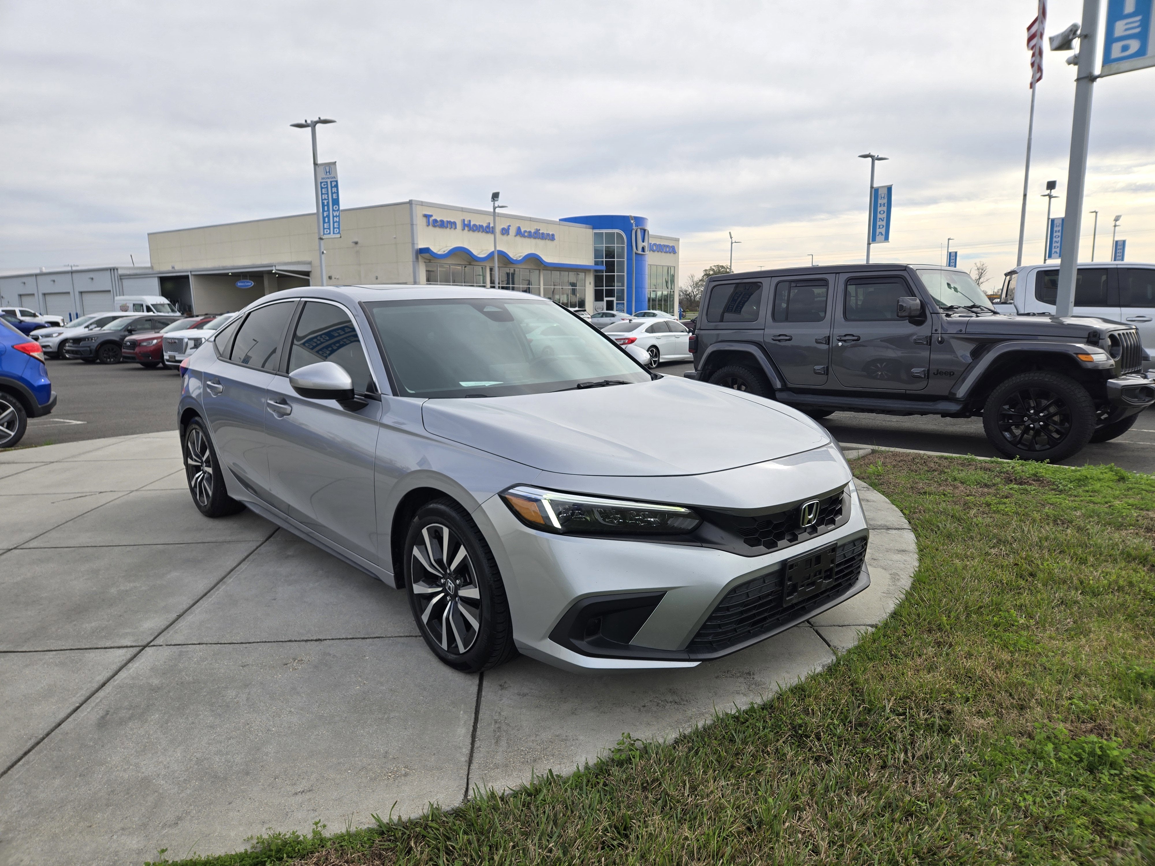 2022 Honda Civic Hatchback EX-L