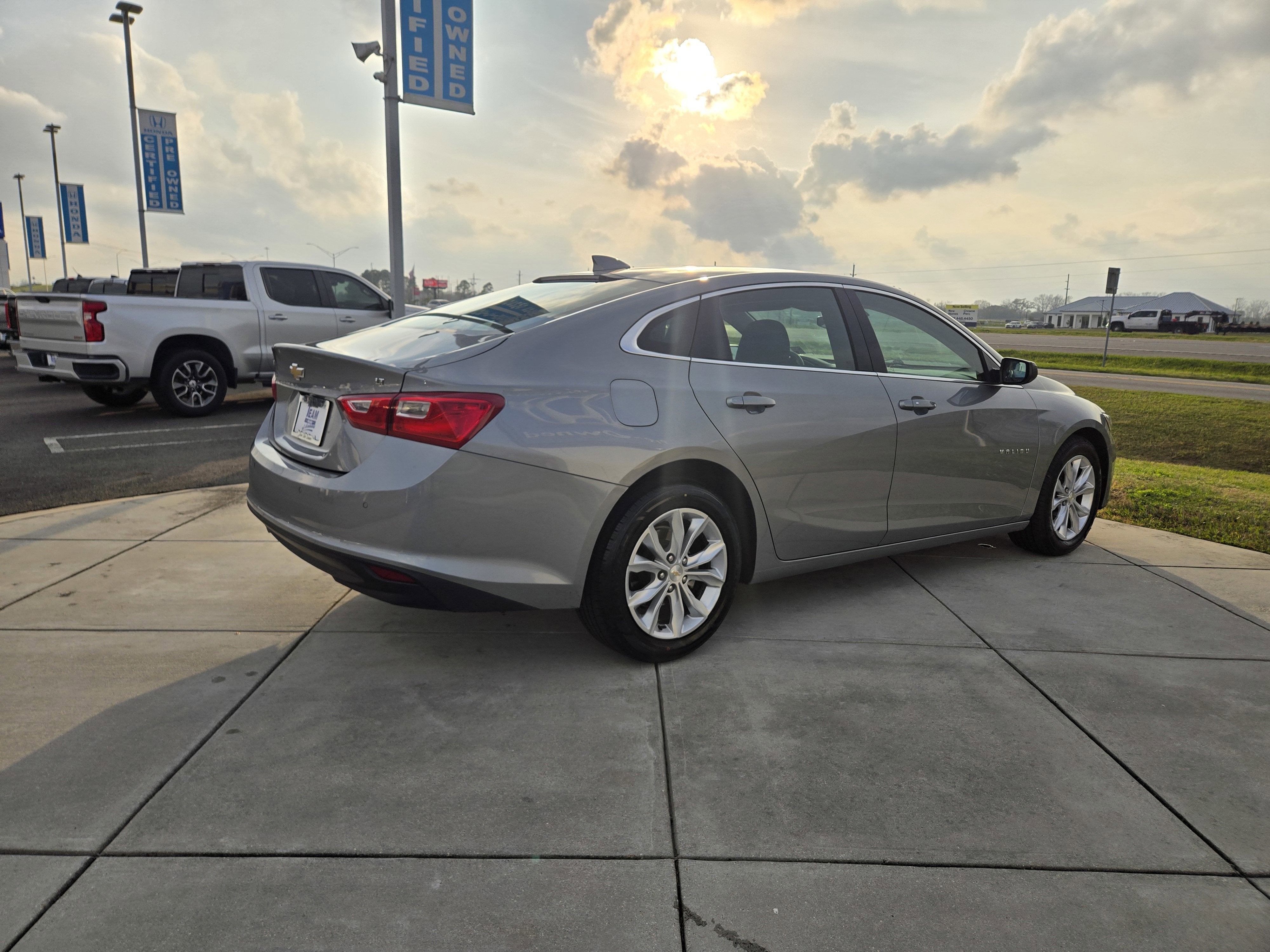2024 Chevrolet Malibu LT