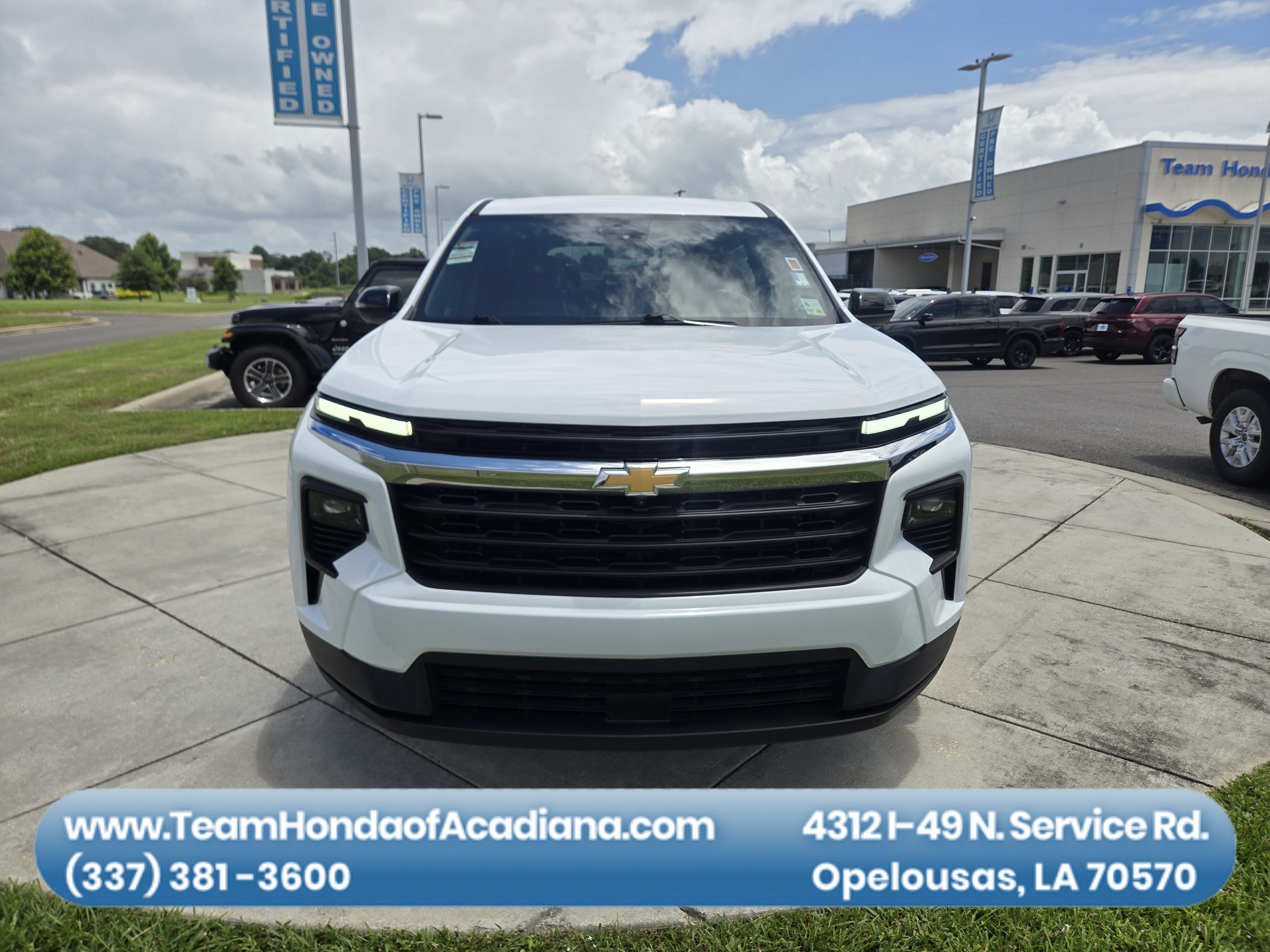 2024 Chevrolet Traverse FWD LS