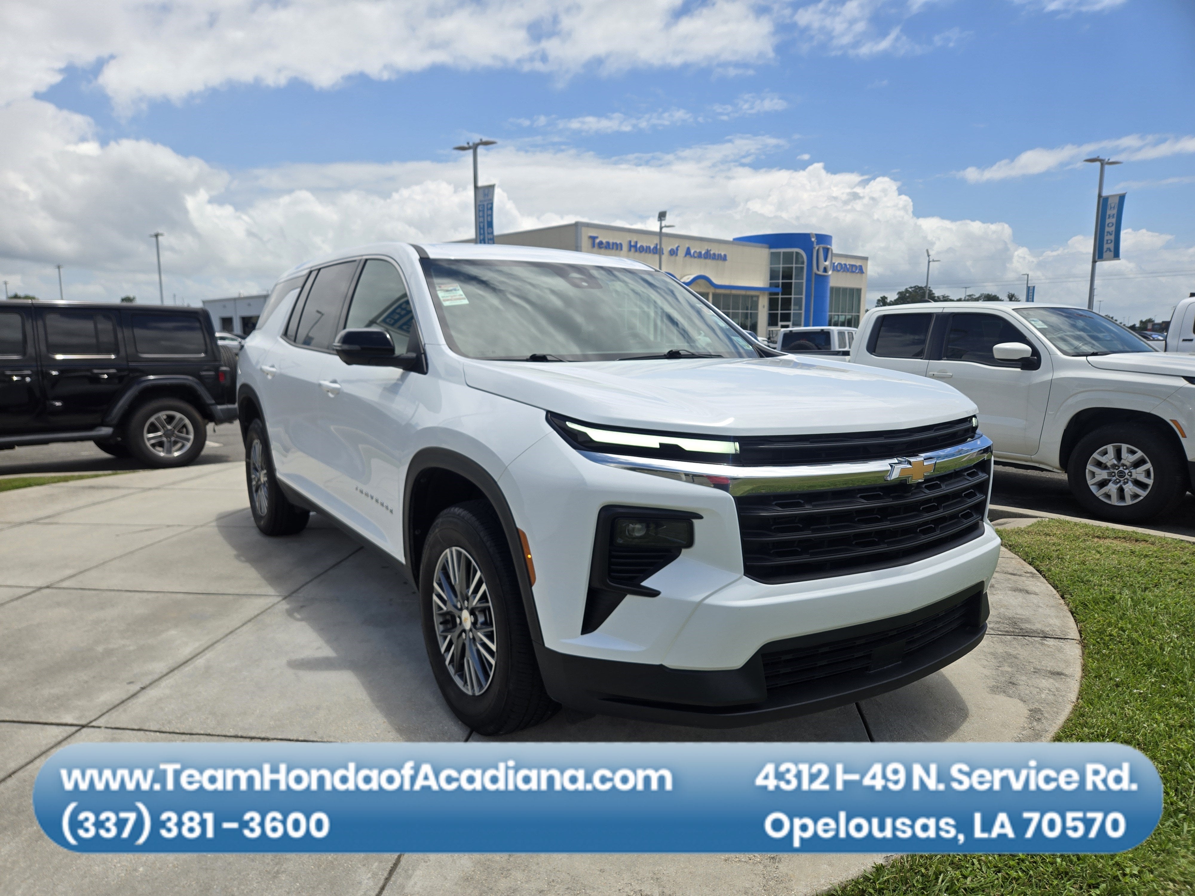 2024 Chevrolet Traverse FWD LS