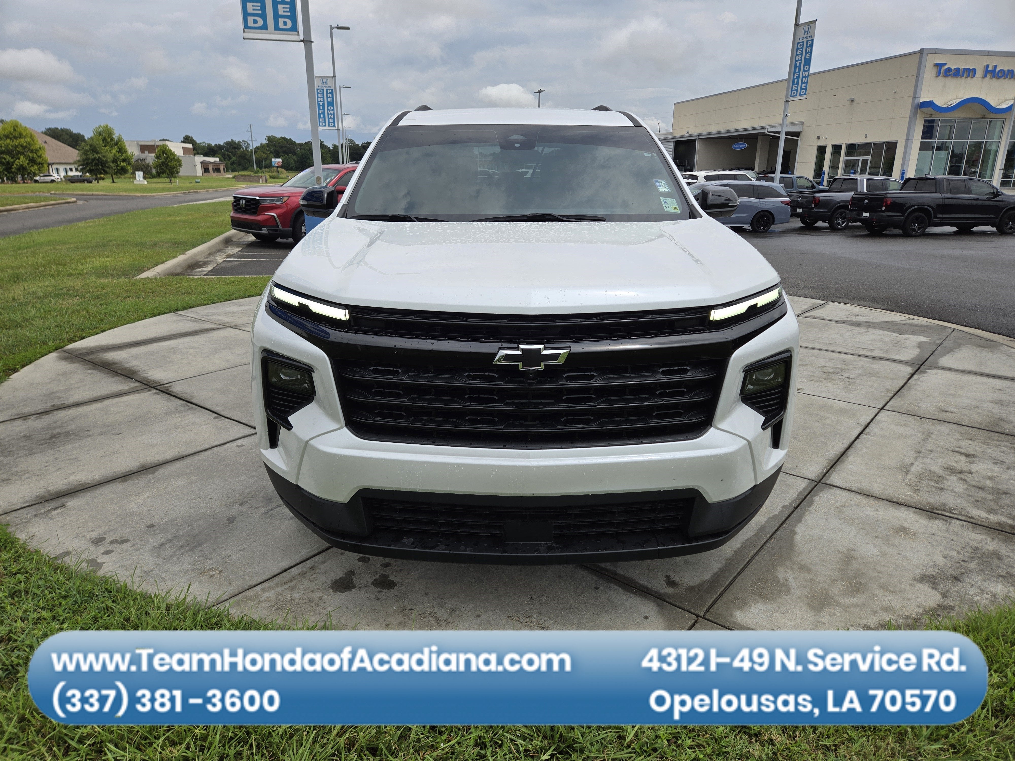 2024 Chevrolet Traverse FWD LT