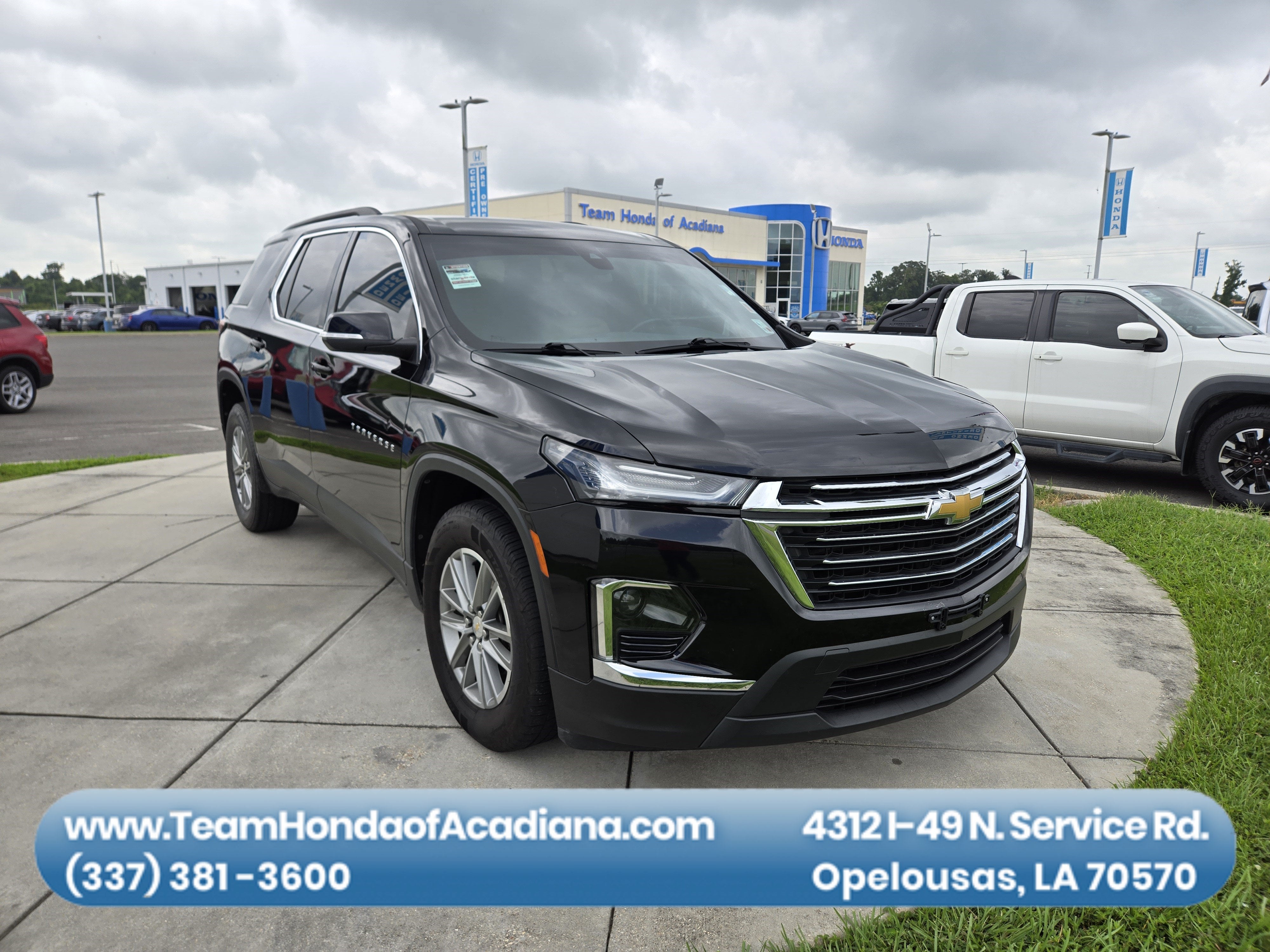 2023 Chevrolet Traverse LT Leather