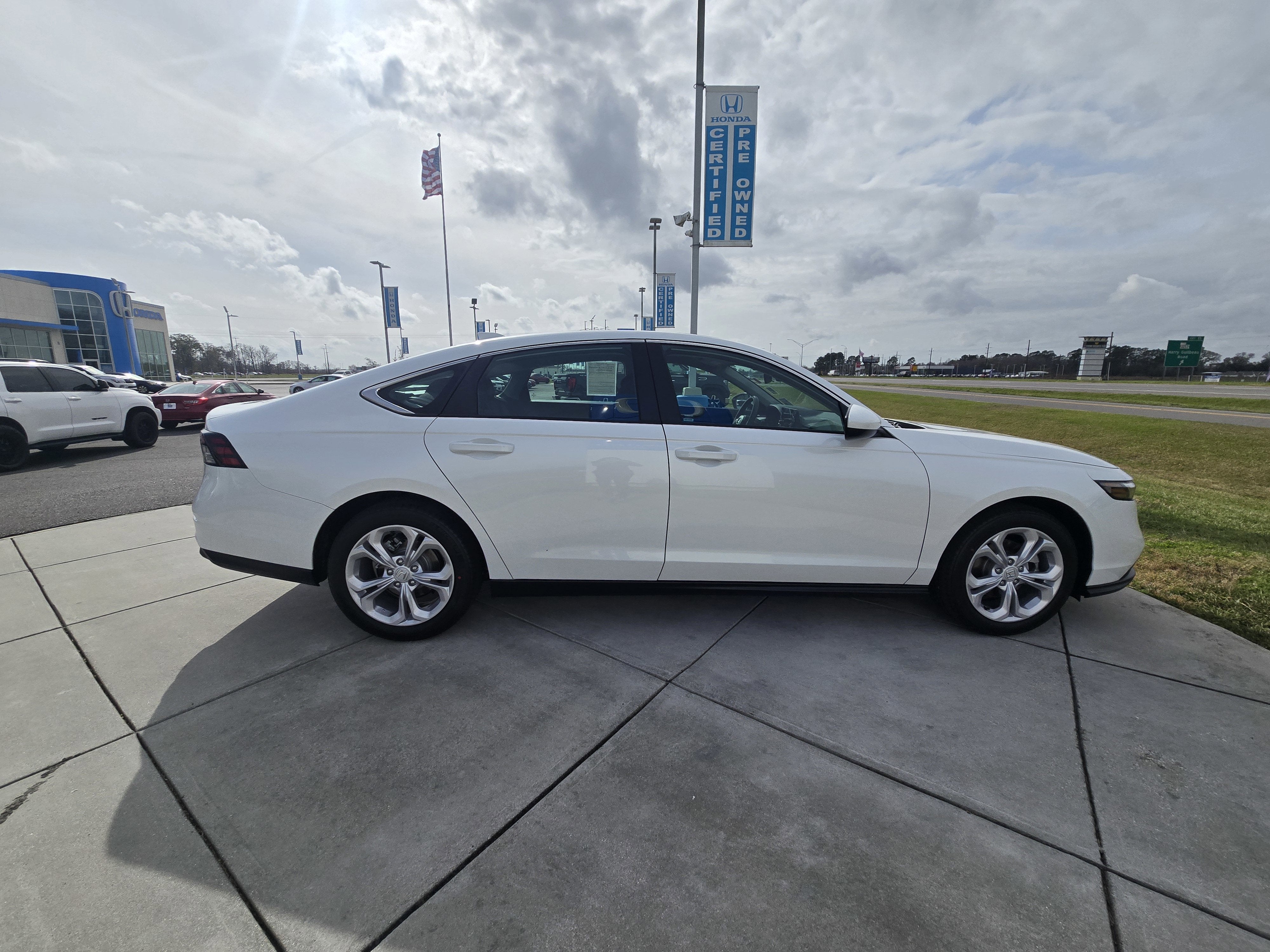 2025 Honda Accord Sedan LX