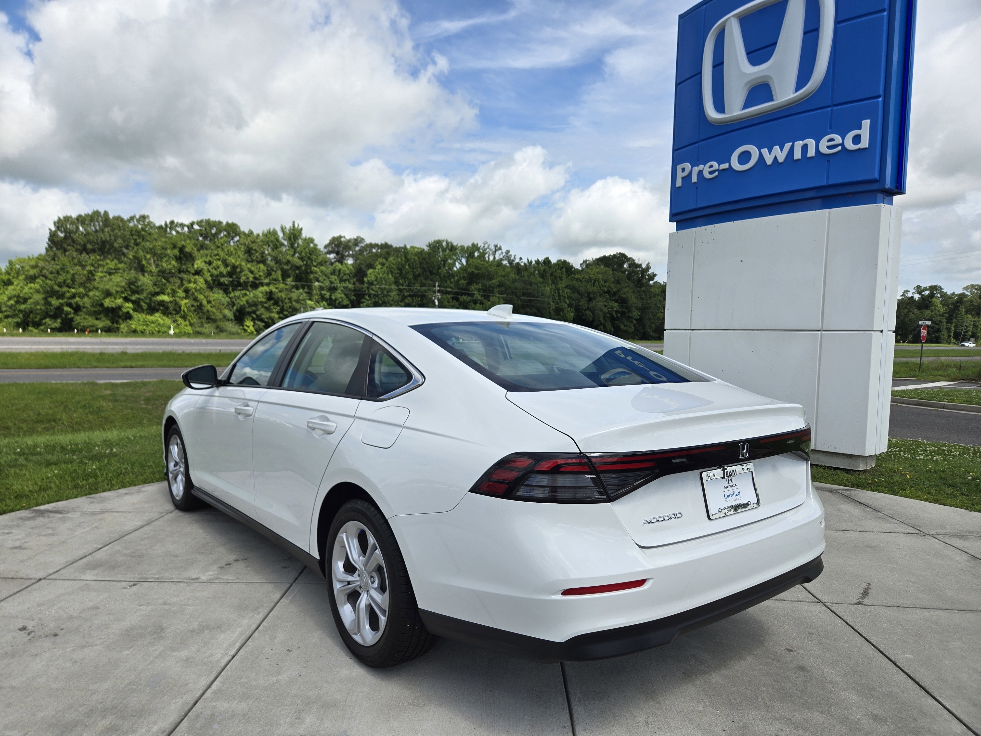 2025 Honda Accord Sedan LX