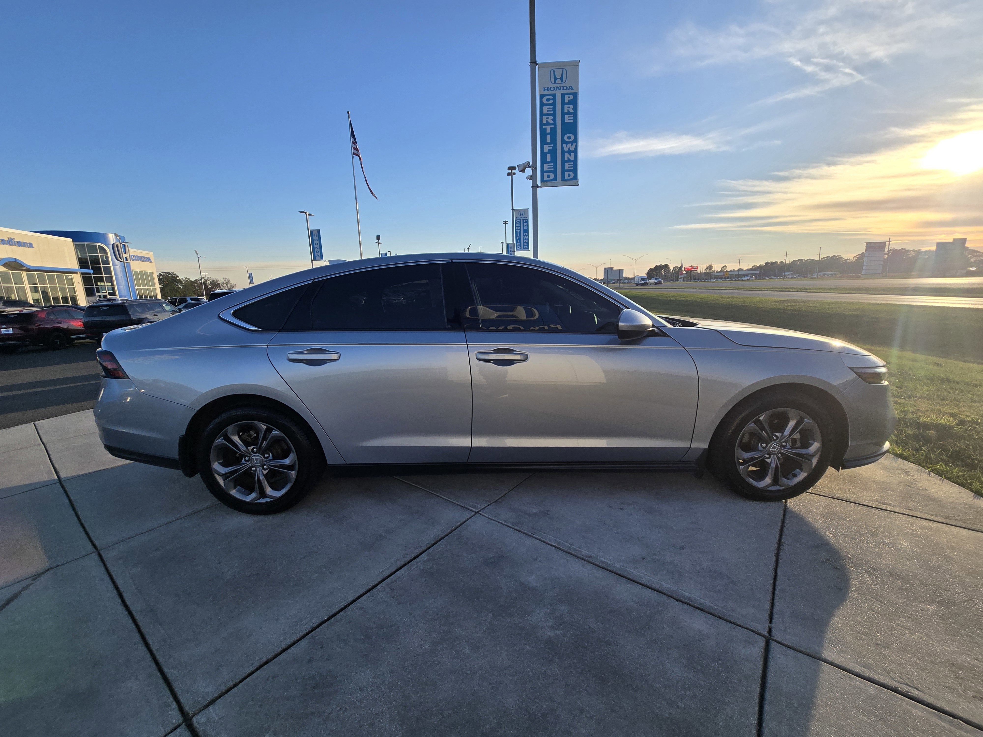 2023 Honda Accord Sedan EX