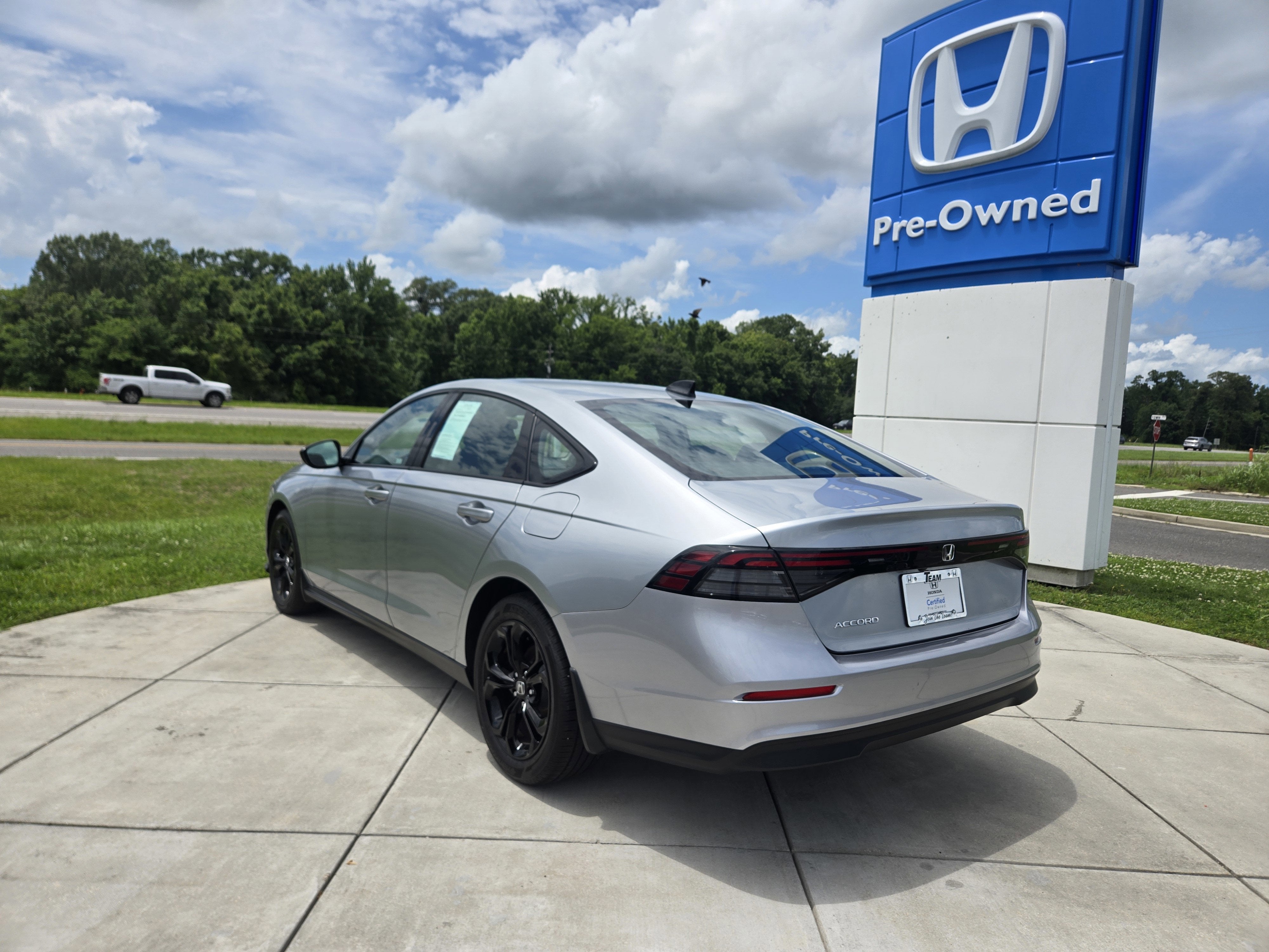 2025 Honda Accord Sedan SE