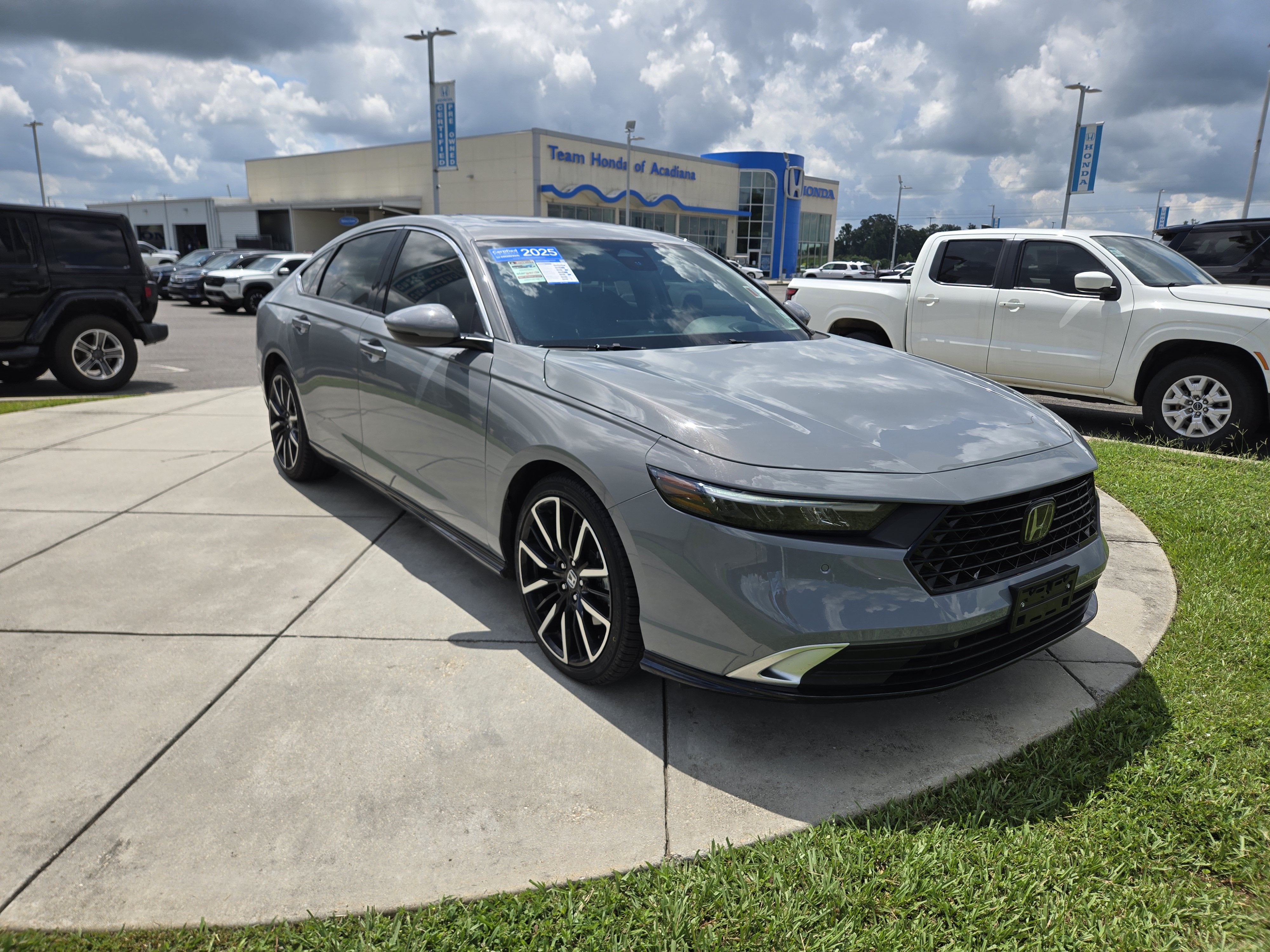 2025 Honda Accord Hybrid Touring
