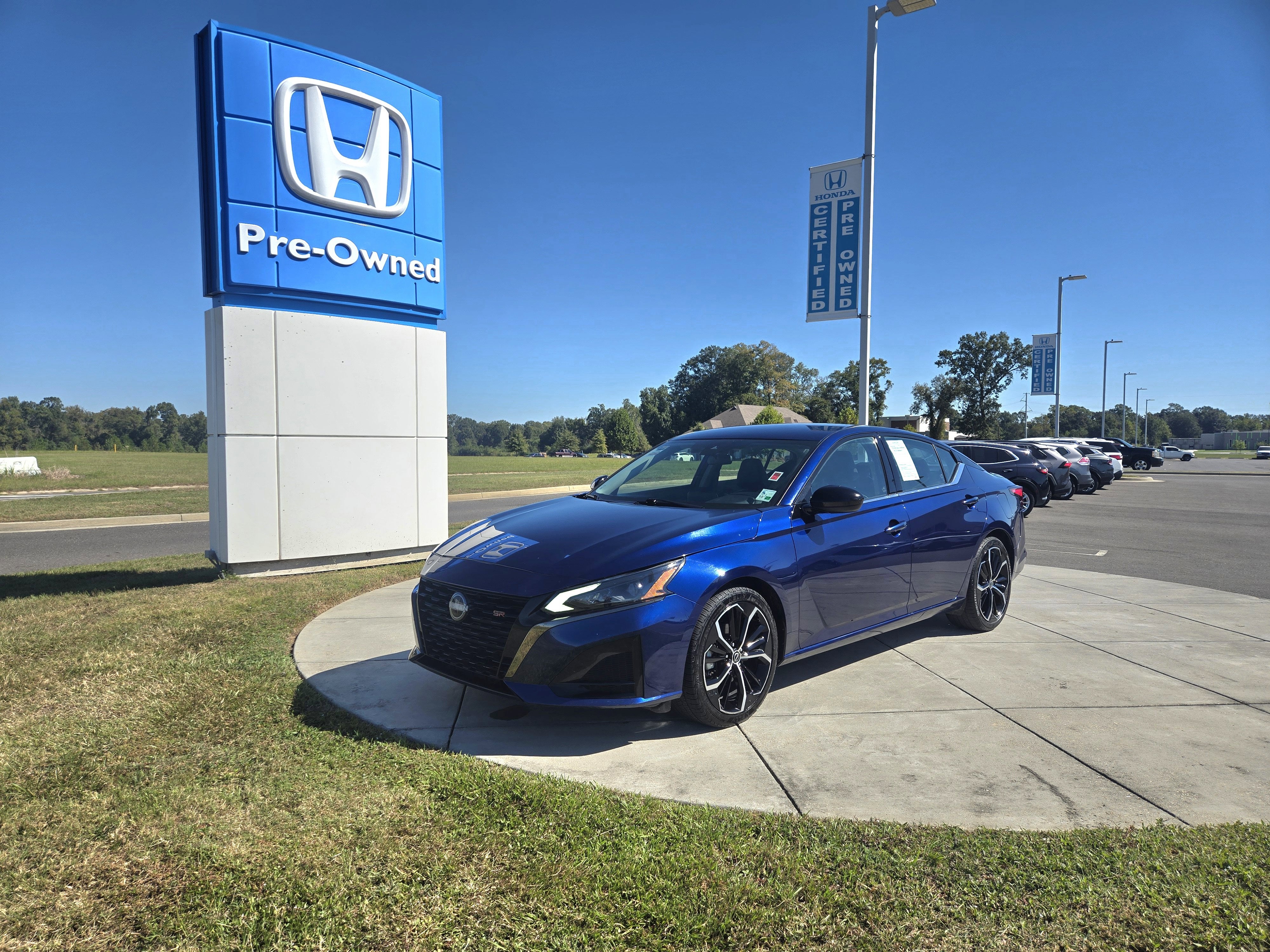 2024 Nissan Altima 2.5 SR