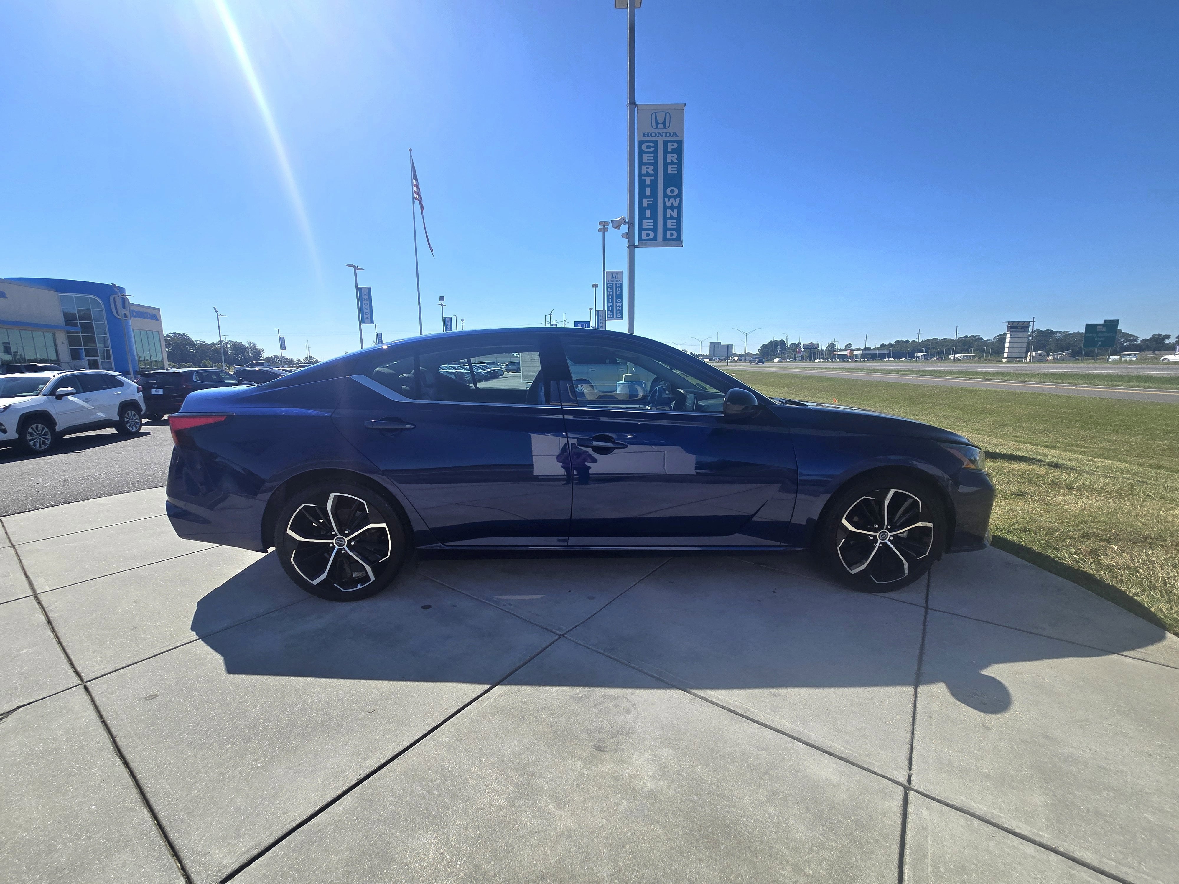 2024 Nissan Altima 2.5 SR