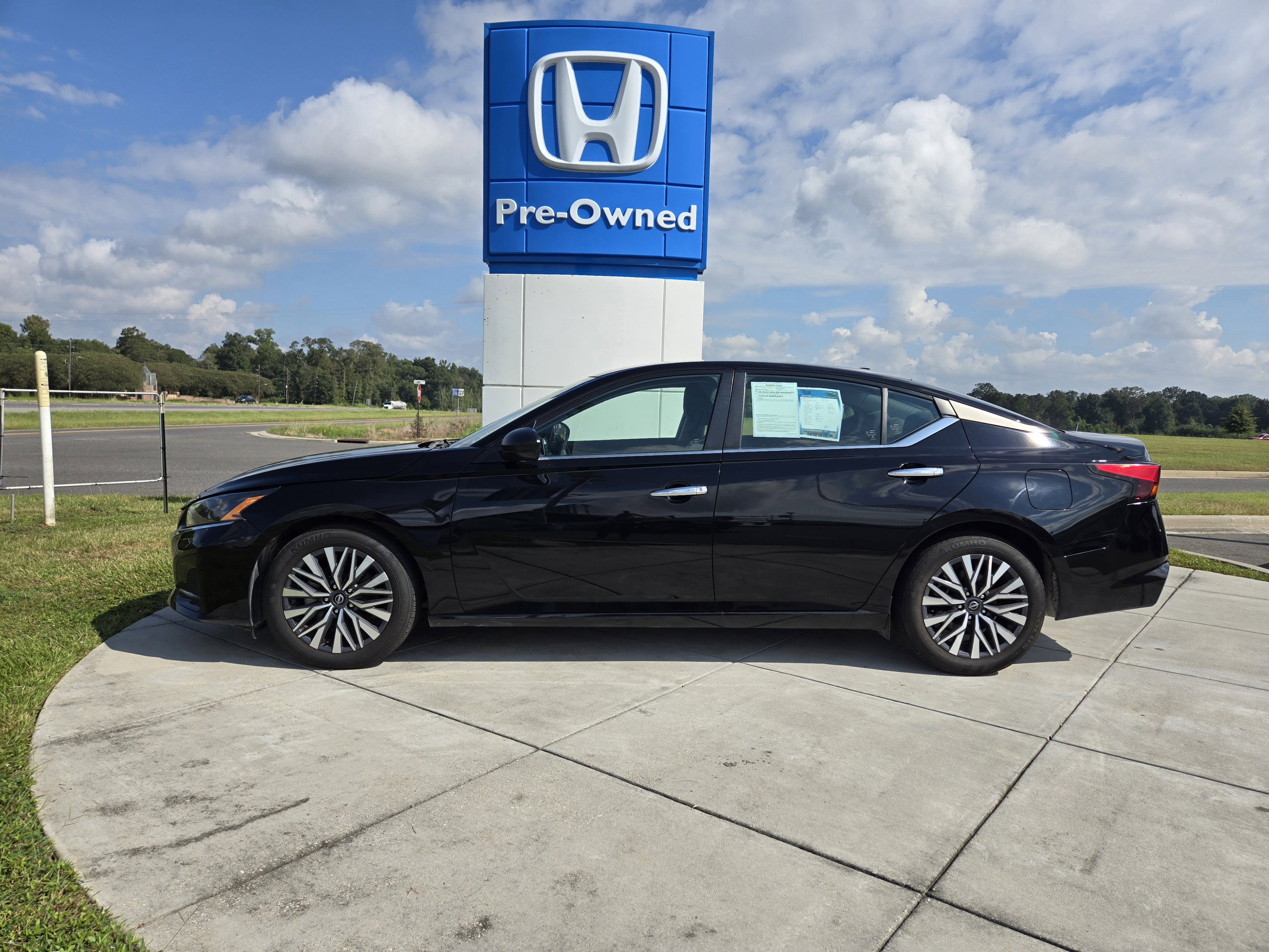 2024 Nissan Altima 2.5 SV