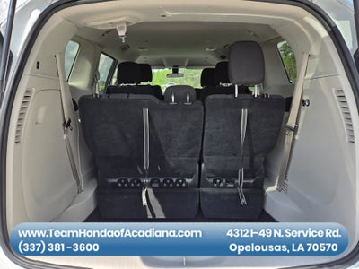 2022 Chrysler Voyager LX