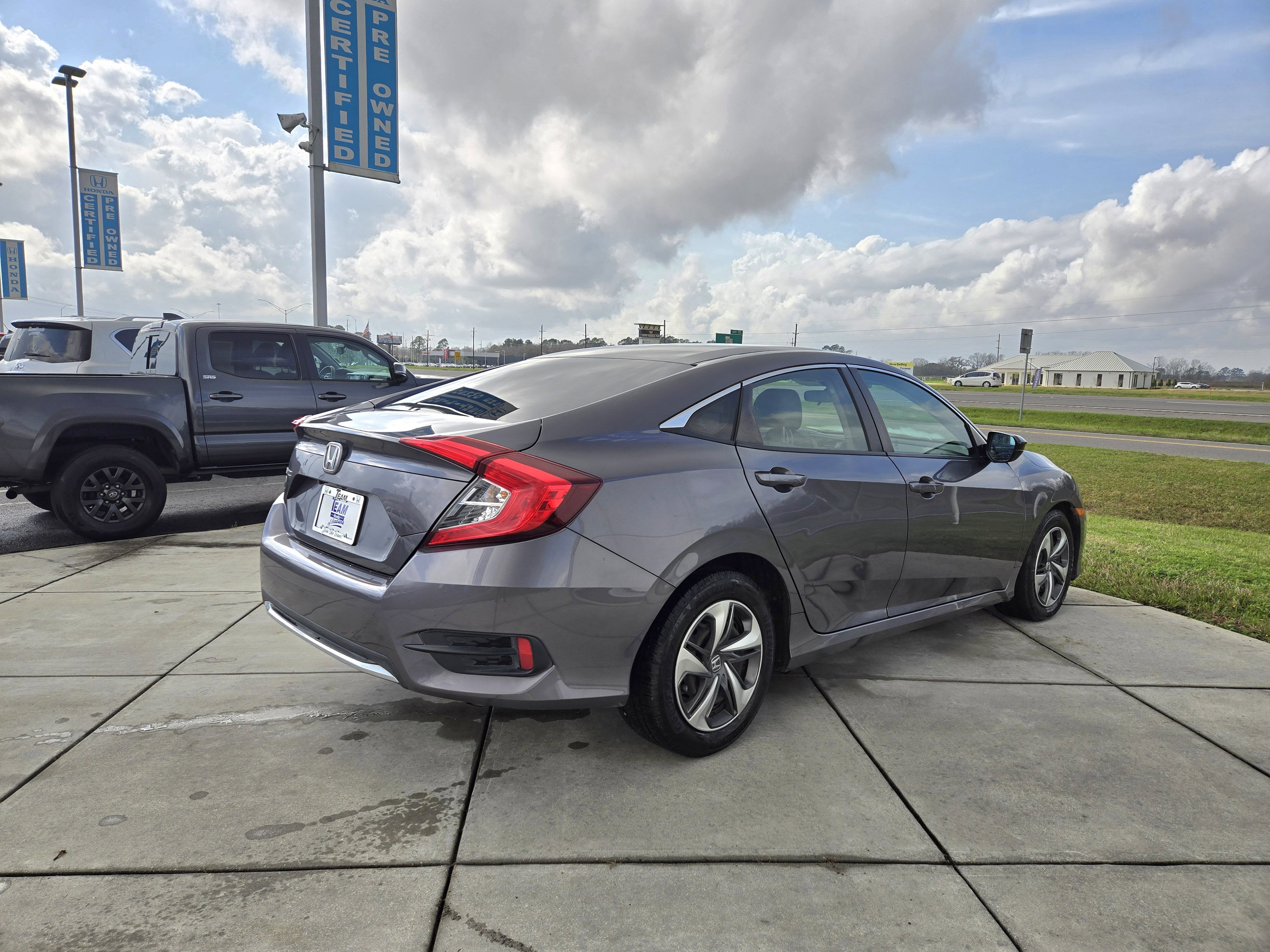 2021 Honda Civic Sedan LX