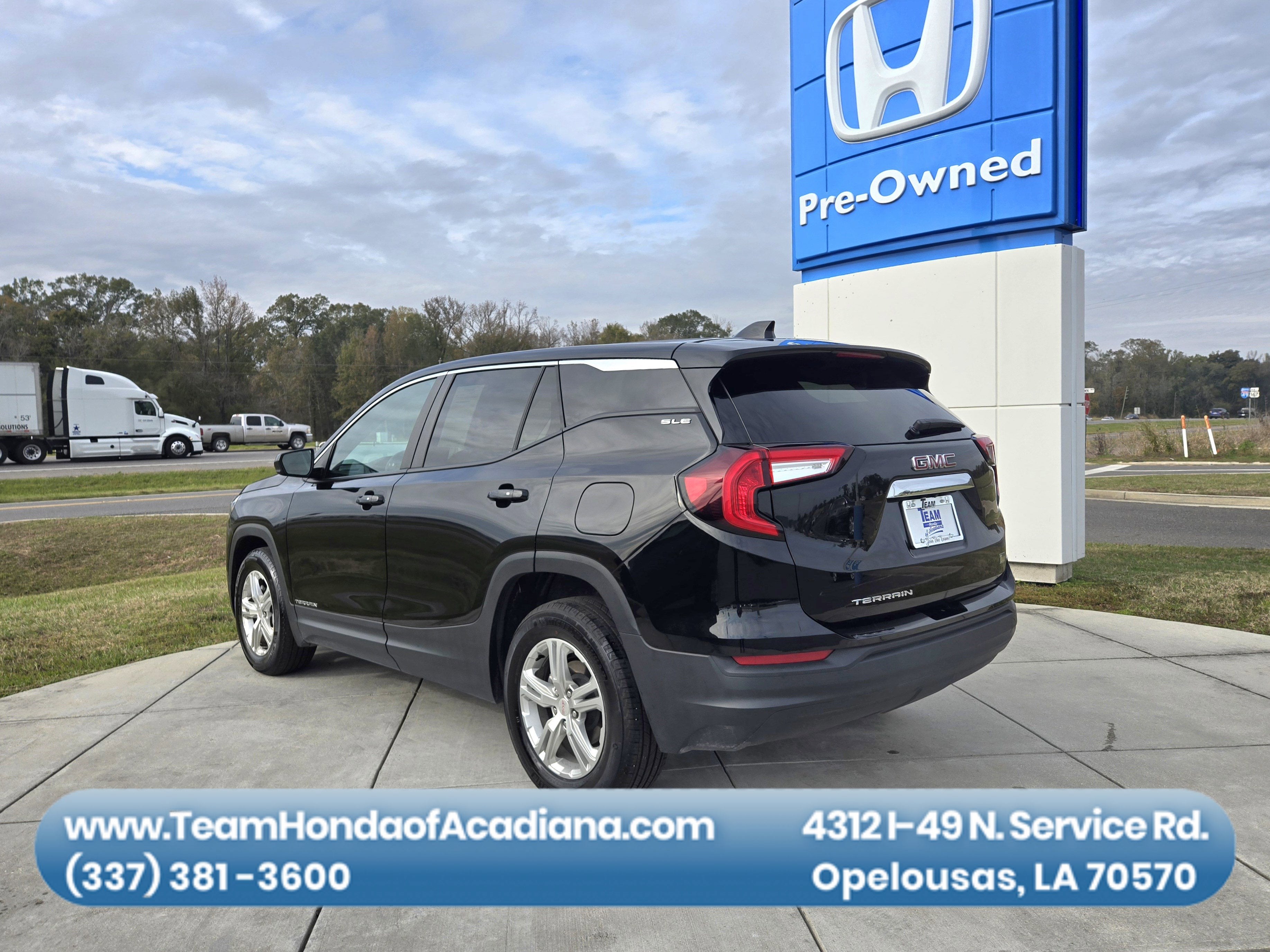 2024 GMC Terrain SLE