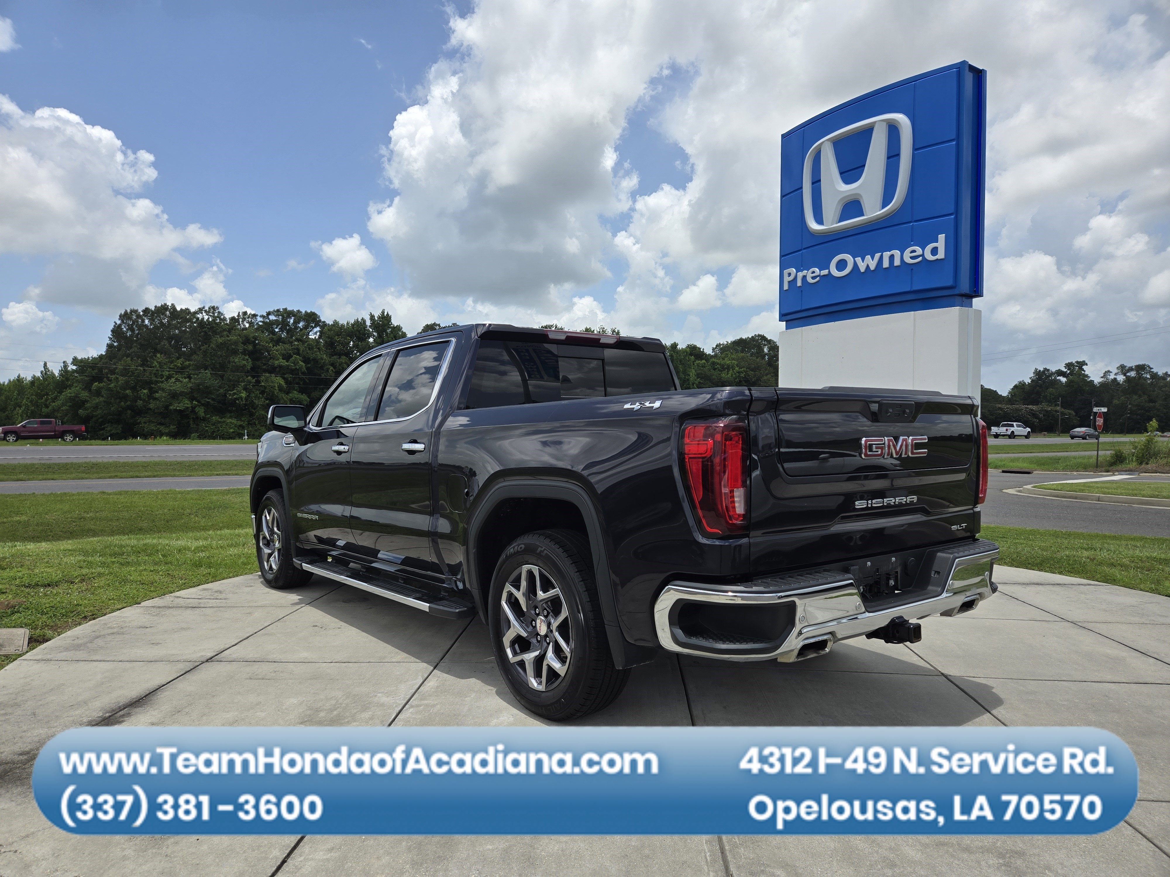 2022 GMC Sierra 1500 SLT