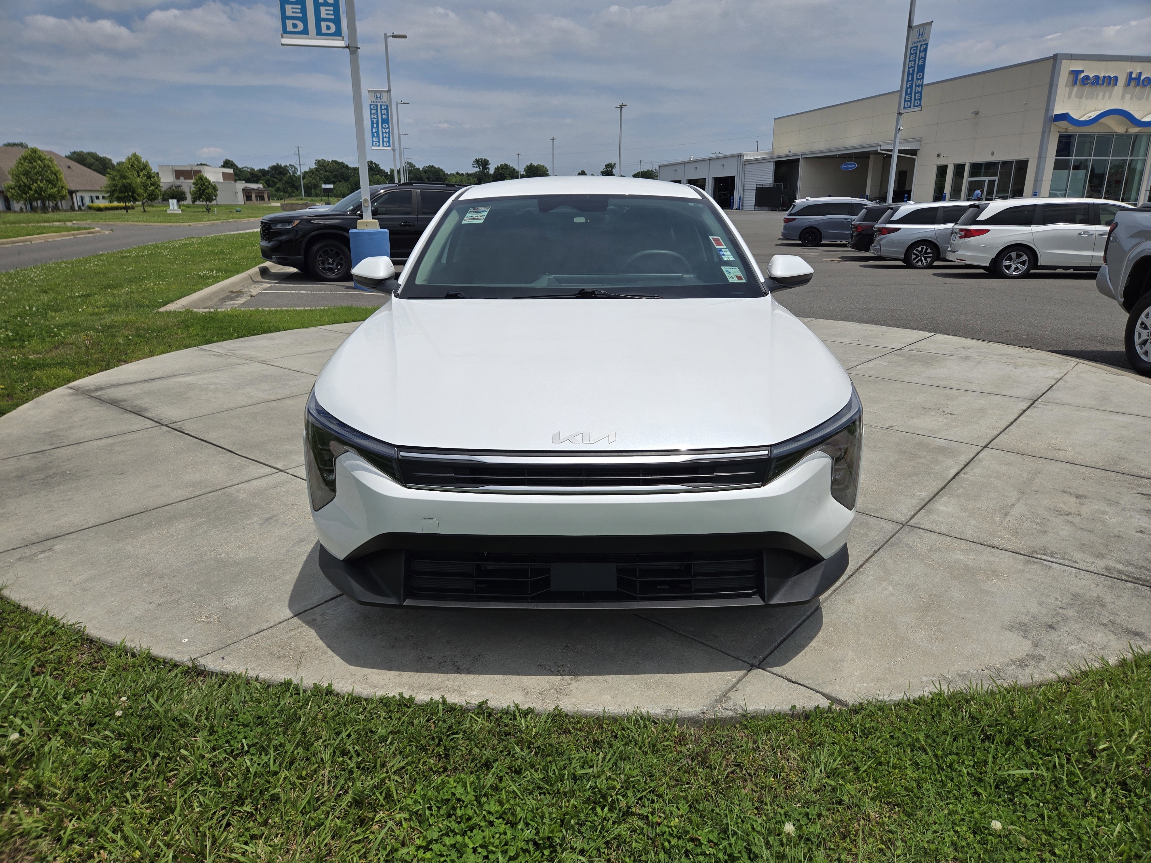2025 Kia K4 LX