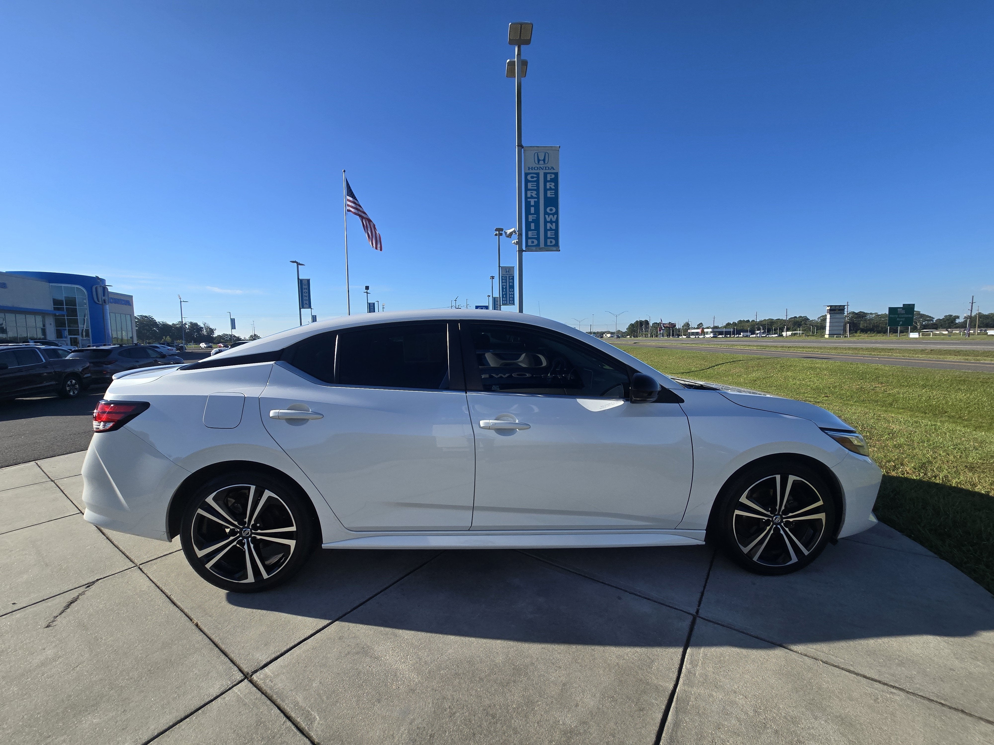 2023 Nissan Sentra SR