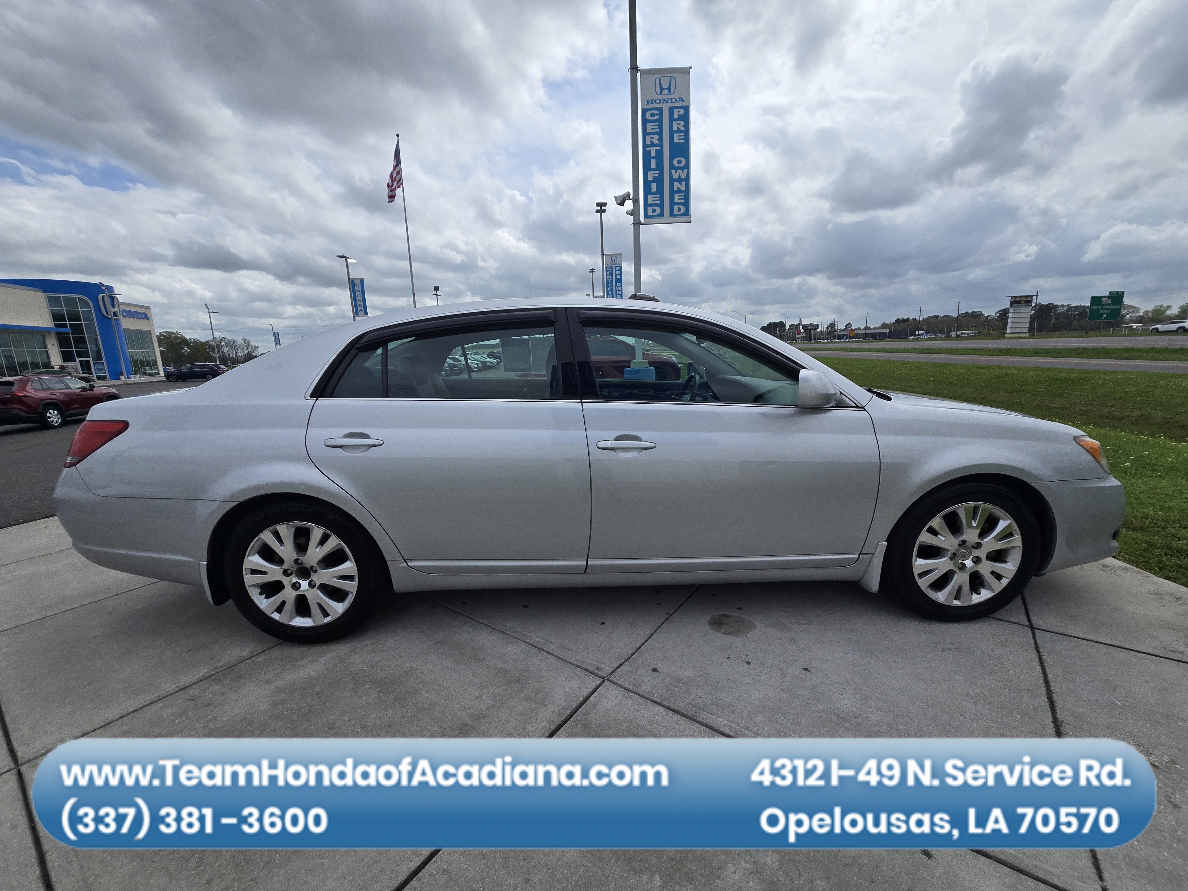 2008 Toyota Avalon XLS