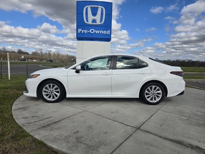 2022 Toyota Camry LE