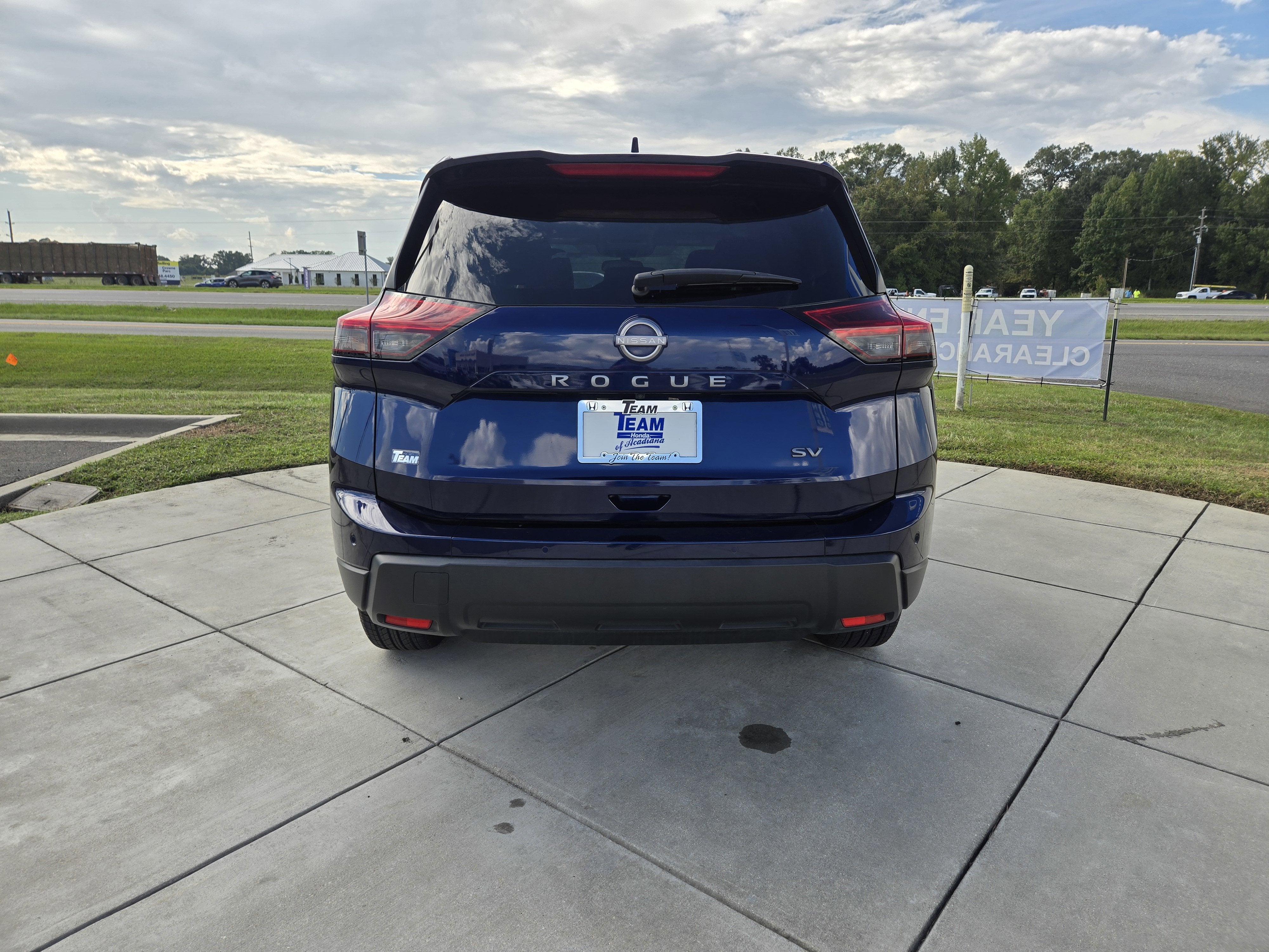 2024 Nissan Rogue SV