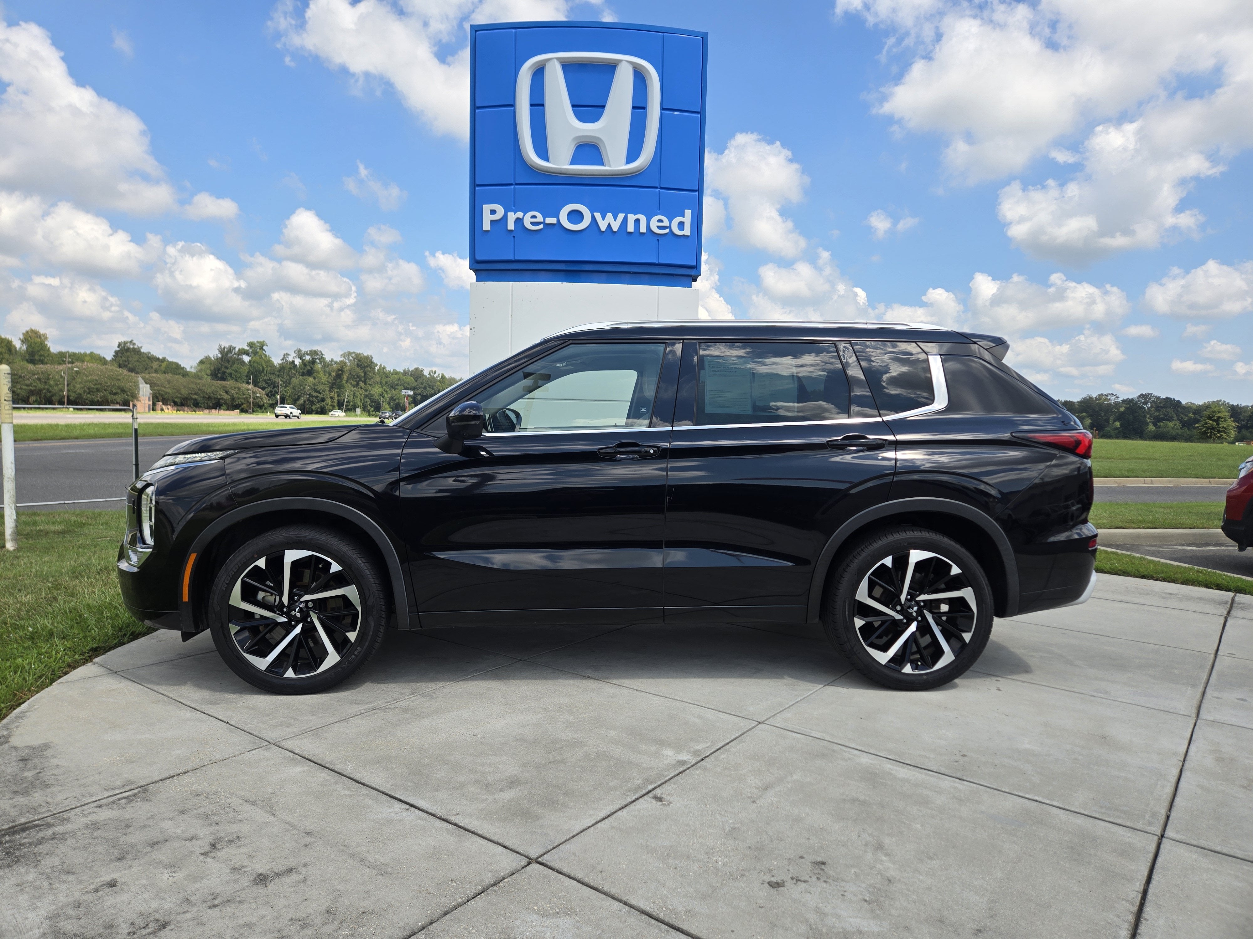 2022 Mitsubishi Outlander SEL