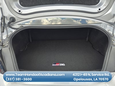 2024 Toyota GR86 2DR MT