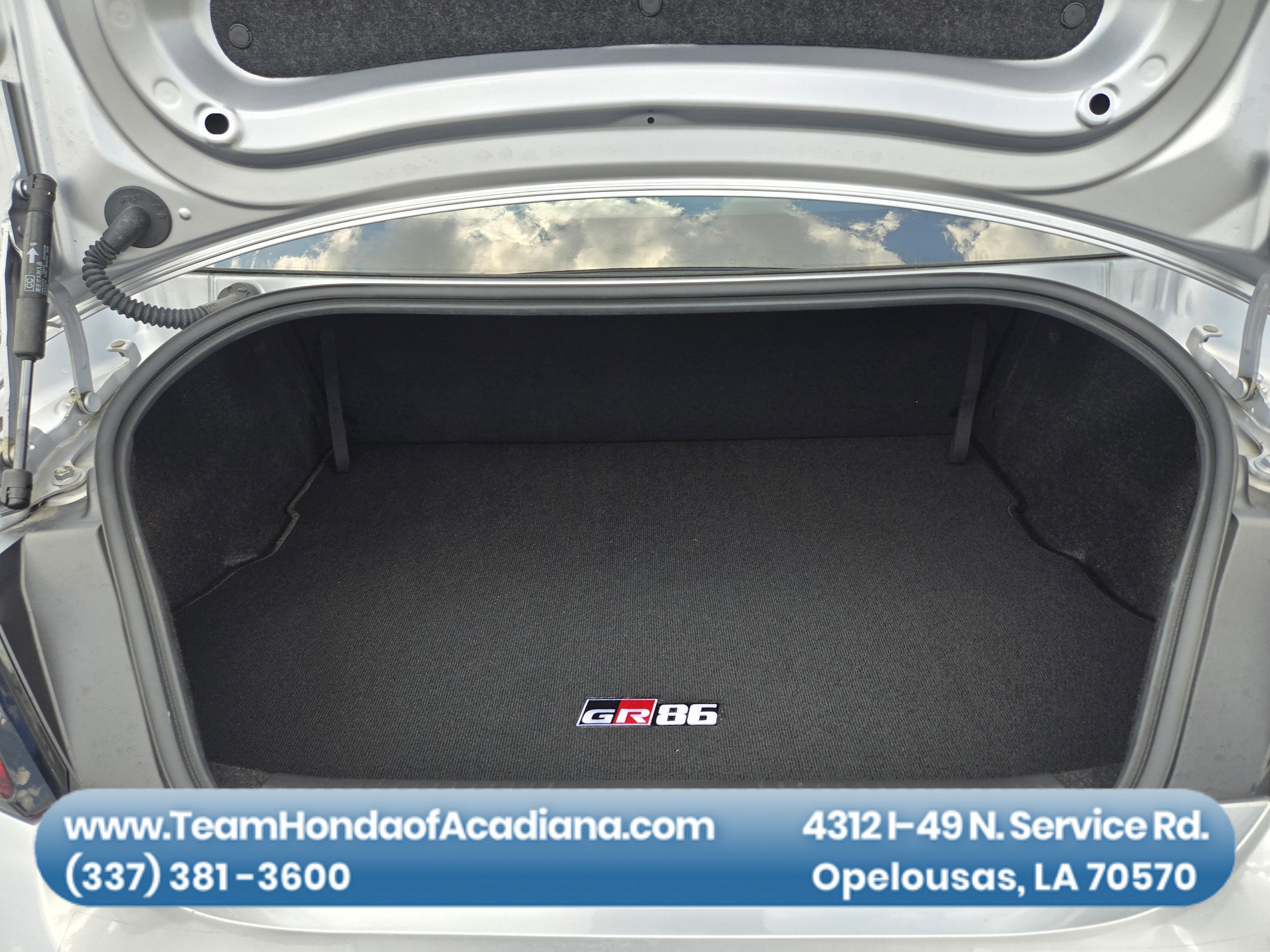 2024 Toyota GR86 2DR MT