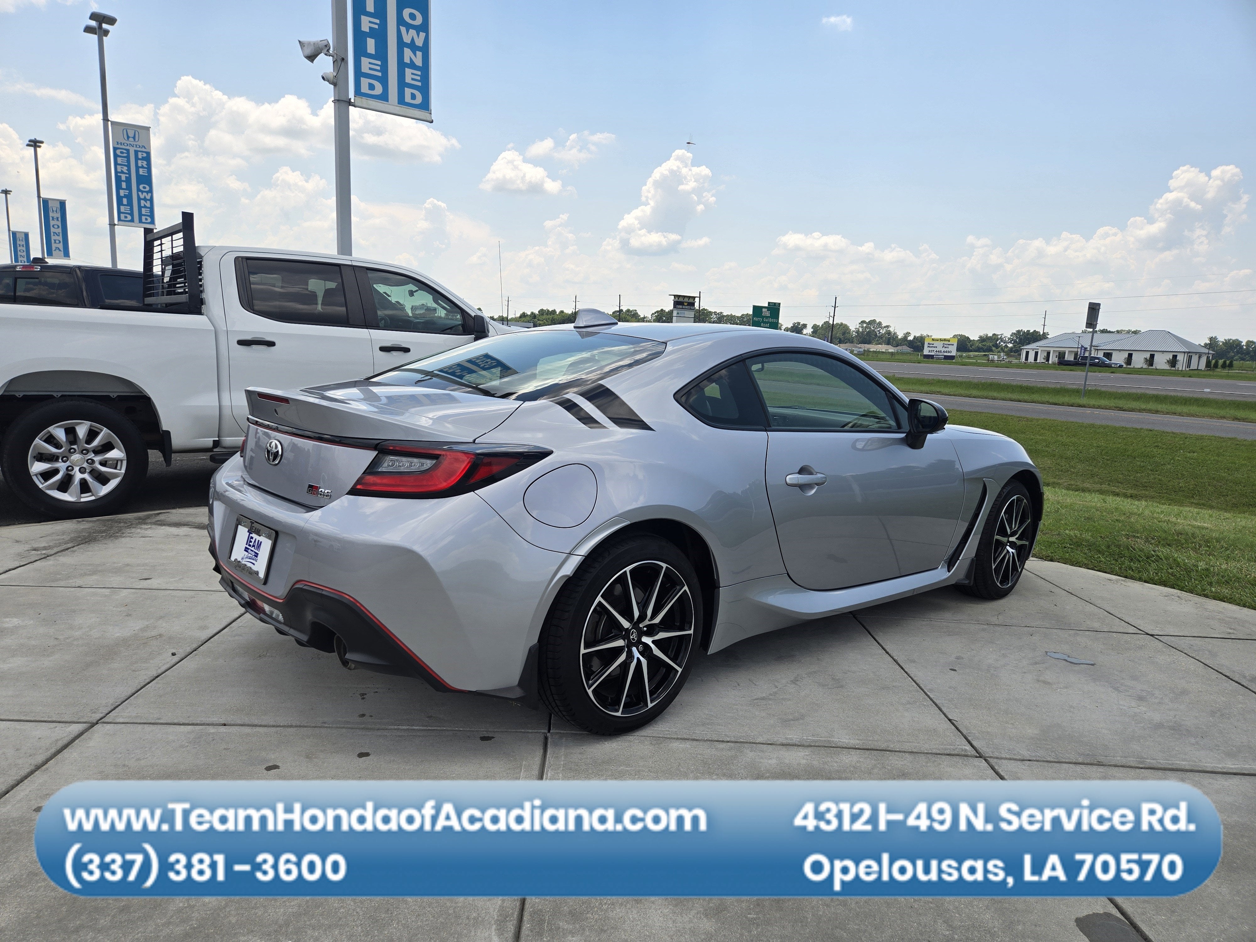 2024 Toyota GR86 2DR MT