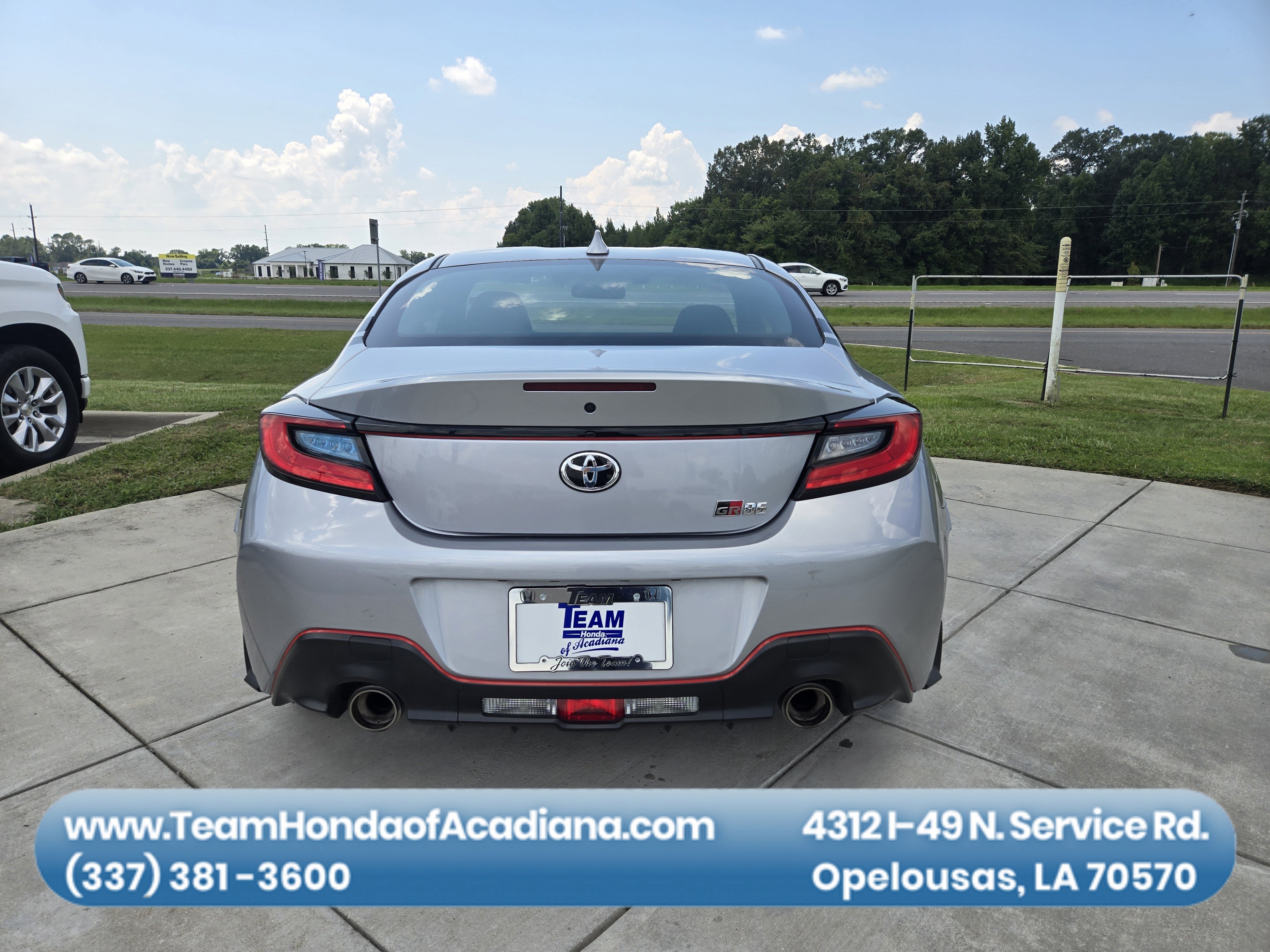 2024 Toyota GR86 2DR MT