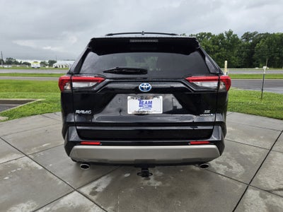 2022 Toyota RAV4 Hybrid SE