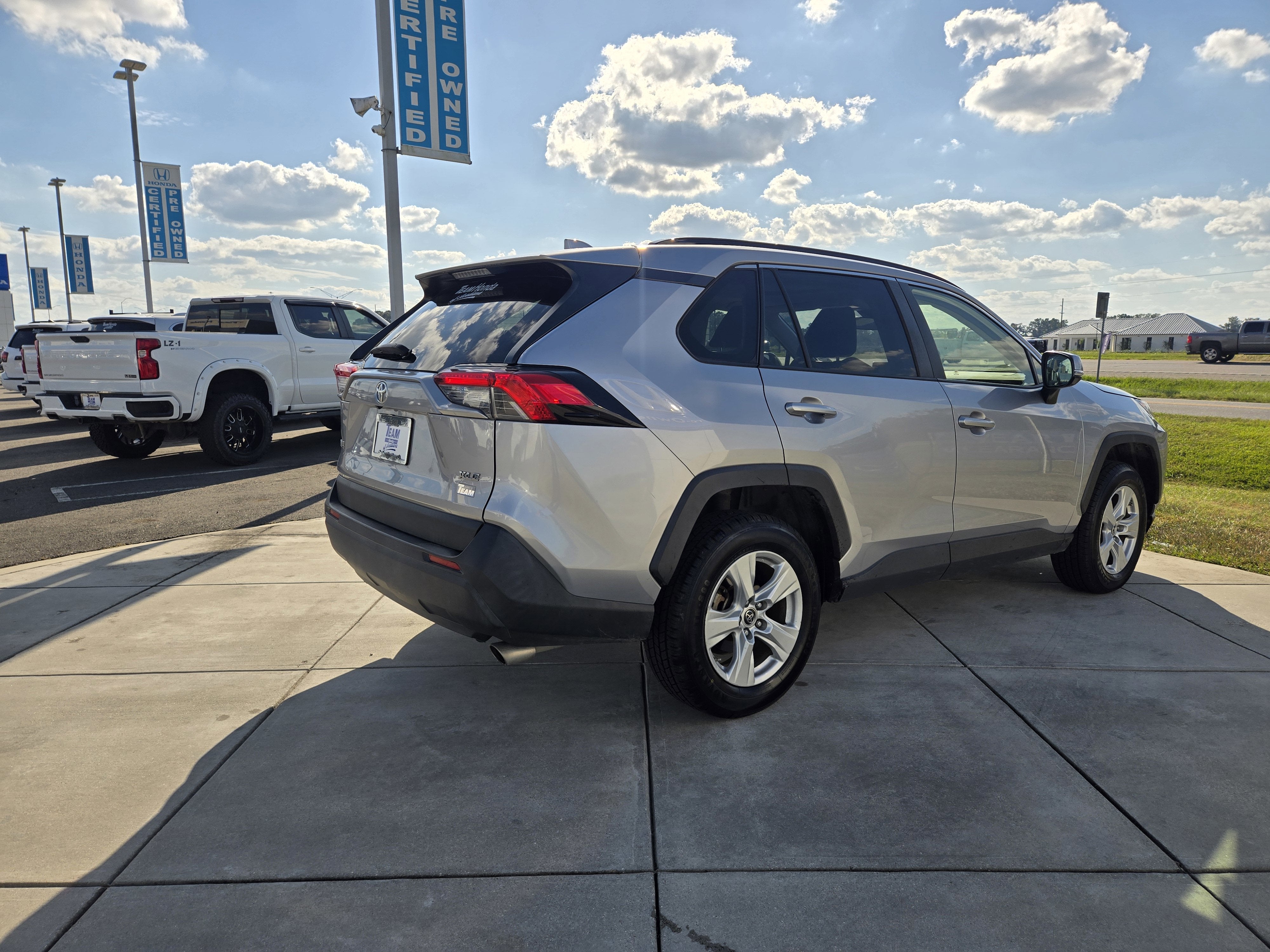 2019 Toyota RAV4 XLE