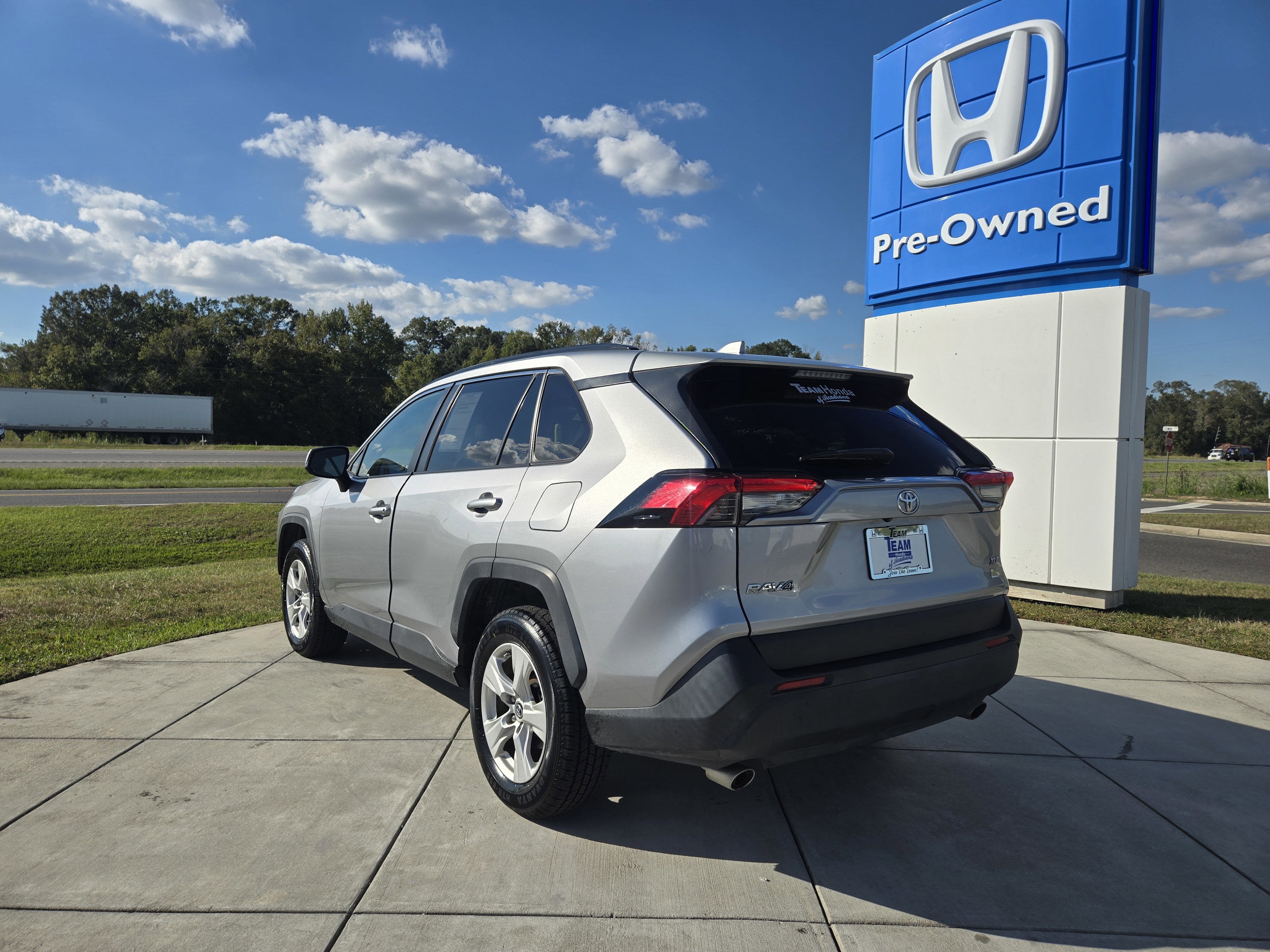 2019 Toyota RAV4 XLE