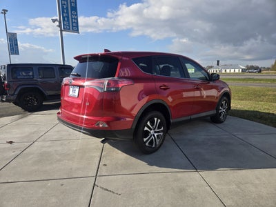 2017 Toyota RAV4 LE