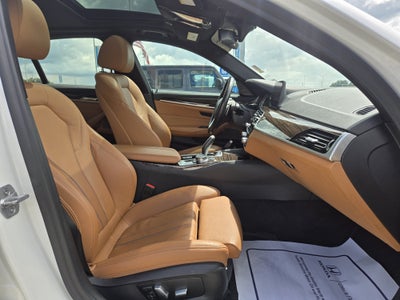 2018 BMW 5 Series 540i