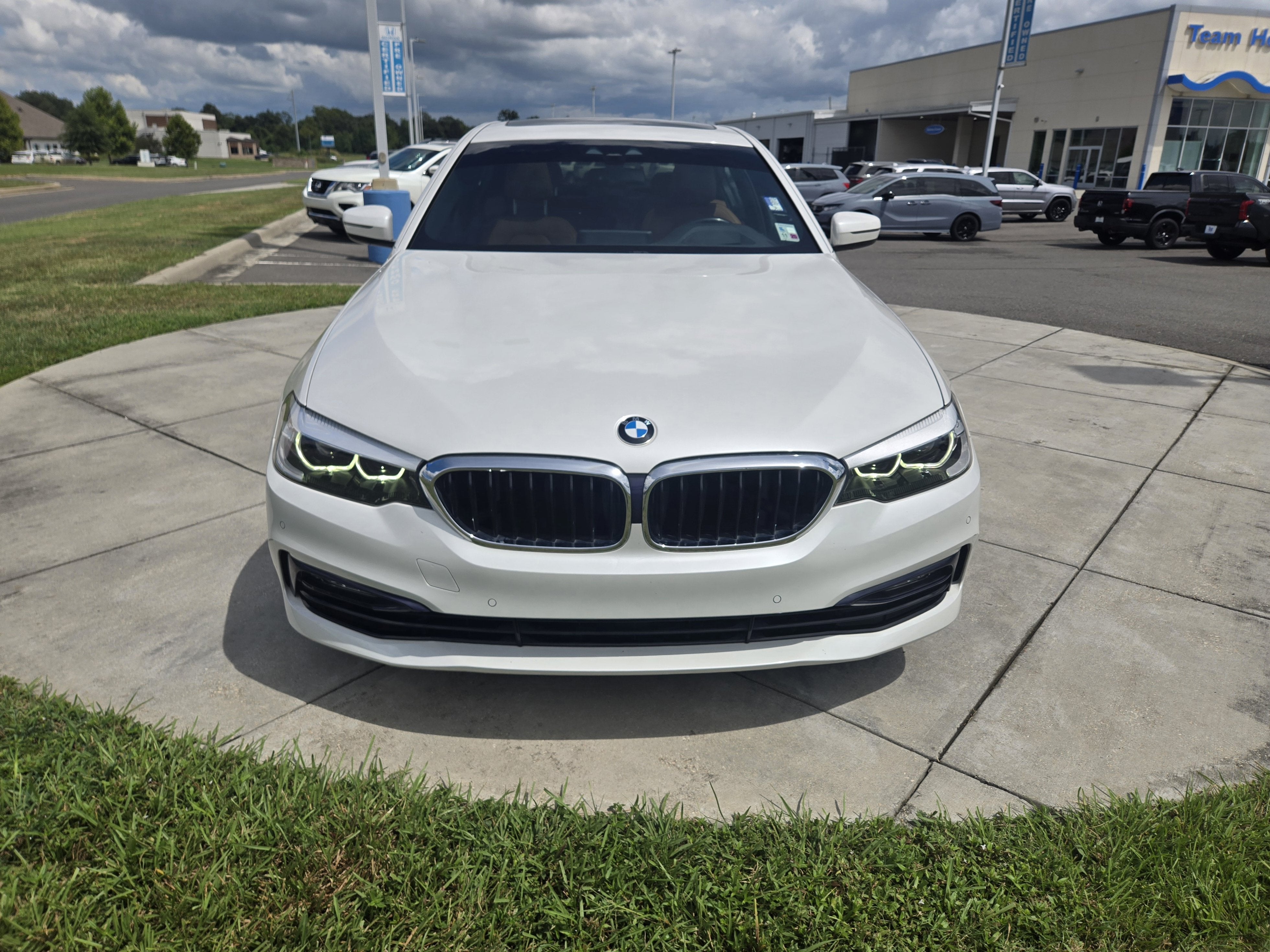 2018 BMW 5 Series 540i